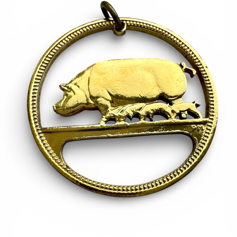 Vintage Irish Half Penny Coin Pendant Cut Coin Jewelry Pig & Piglets Ireland - Picture 6 of 10
